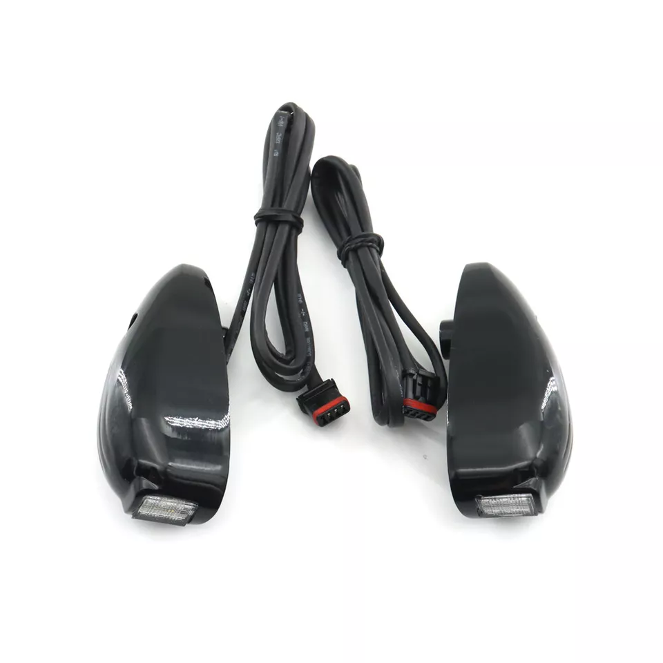 Front turn signals light bracket black Road Glide 15–23 - obrazek 4