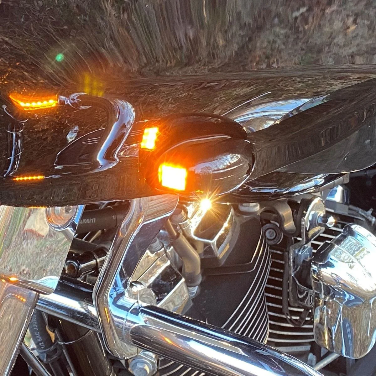 Front turn signals light bracket black Road Glide 15–23 - obrazek 9