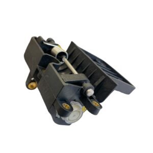 Fairing door left hinge 76000436